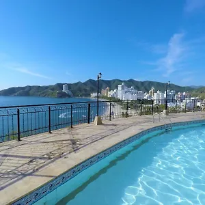El Peñon Del Rodadero Vista Al Mar Apto Santa Marta (Magdalena)